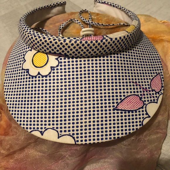 Sun Visor - Flowers Design - Picture 1 of 4